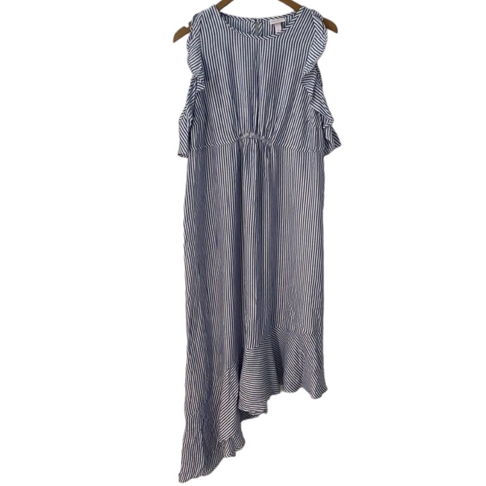 Ingred & Isabel Maternity blue striped dress Size S